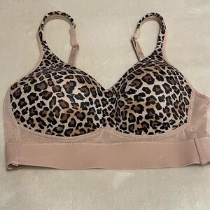 Rhonda Shear Leopard Animal Print Molded Cup Mesh Back Detail Wireless Bra L